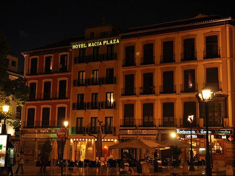 Hotel Macia Plaza Granada Exterior foto